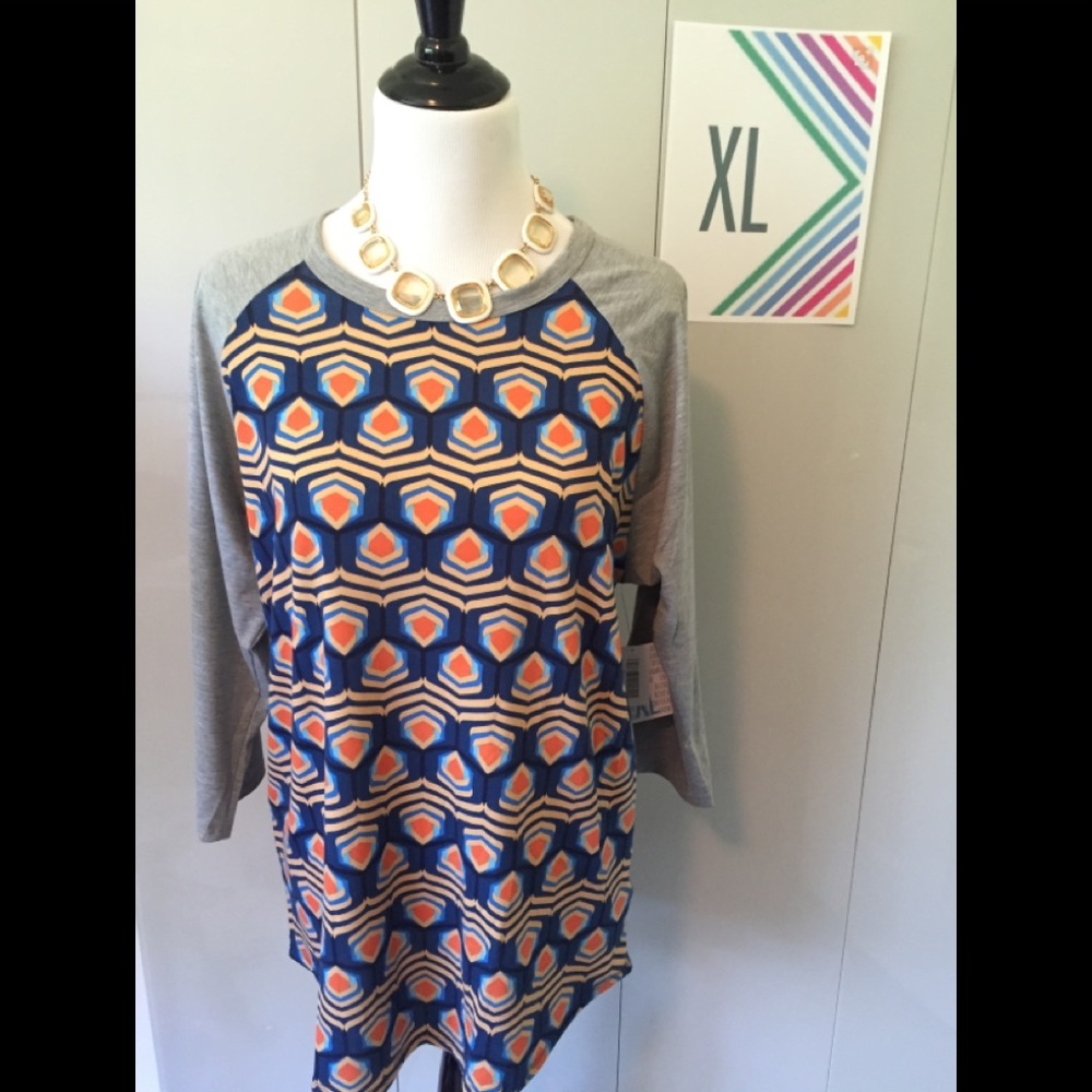 NWT LuLaRoe Randy 3/4 length shirt Grey shirt with blue &  cream-gold design l